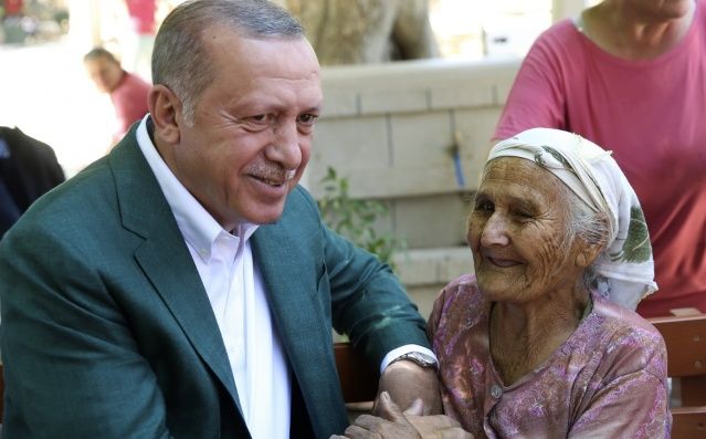 Cumhurbaşkanı Erdoğan, Stratonikeia Antik Kenti'ni gezdi 2