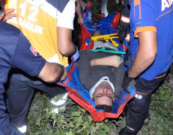 Ankara'da Protez bacaklı kişi 50 metreden dere kenarına düştü 8