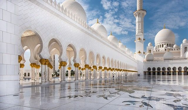 Dünyanın en güzel camileri ve resimleri 1