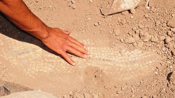Kaçak kazıda 1500 yıllık mozaik bulundu 4