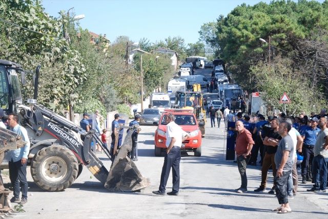 Beykoz'da orman arazisindeki kaçak yapılar yıkılıyor 10