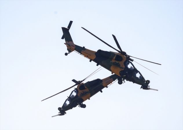 T-129 Atak tipi helikopterler gösterisi - TEKNOFEST İstanbul 3