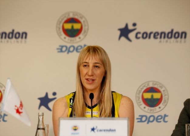 Fenerbahçe Opet Kadın Voleybol Takımı'na yeni sponsor 1