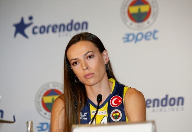 Fenerbahçe Opet Kadın Voleybol Takımı'na yeni sponsor 11