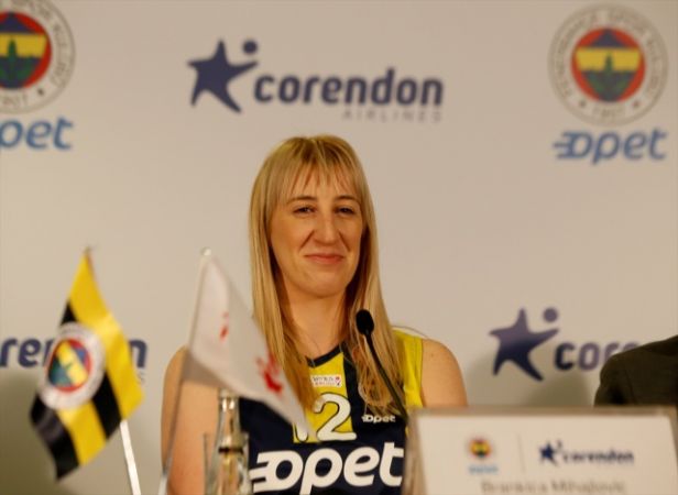 Fenerbahçe Opet Kadın Voleybol Takımı'na yeni sponsor 3