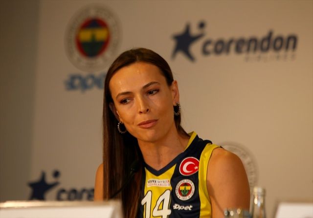 Fenerbahçe Opet Kadın Voleybol Takımı'na yeni sponsor 4