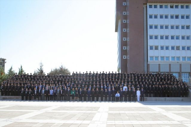 İçişleri Bakanı Süleyman Soylu, Jandarma ve Sahil Güvenlik Akademisi'nde 9