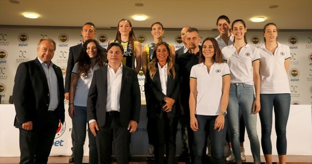 Fenerbahçe Opet Kadın Voleybol Takımı'nda sponsorluk anlaşması 3