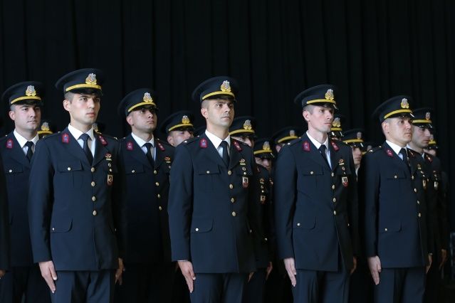 Jandarma Havacılık Okul Komutanlığı Pilot ve Teknisyen Temel Kursları Mezuniyet Töreni 1