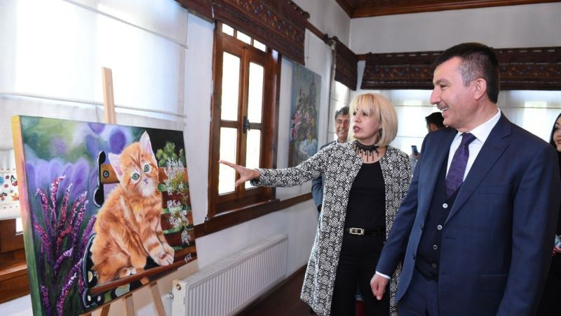 Şehit annesi resim sergisini Hamamönü Sanat Galerisi’nde açtı 3