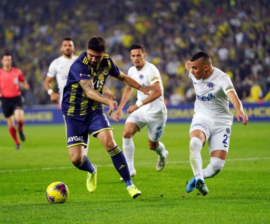 Fenerbahçe ilk yarıyı önde kapattı 3