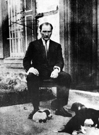 Büyük Önder Atatürk 81 yıldır özlemle anılıyor - Foto Galeri 23