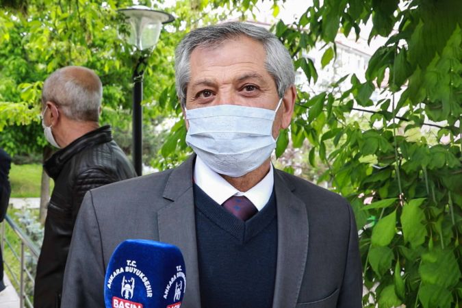 Ankara Büyükşehir'den Büfeci esnafına ve 65 yaş üstü vatandaşlara maske dağıtımı 9
