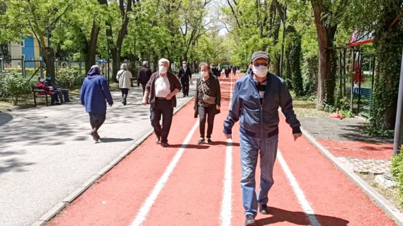 Ankara'da 65 yaş üstü vatandaşa maske dağıtıldı 14