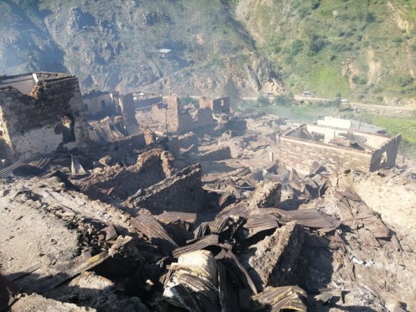 Yangın 35 hanelik köyü yok etti! Cami dışında 35 haneden hiç kalan bina yok 21