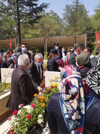Ankara Büyükşehir 15 Temmuz şehitlerini unutmadı 8