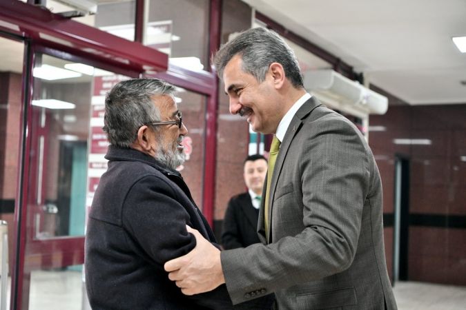Ankara'nın en başarılı belediye başkanı Murat Köse oldu 12