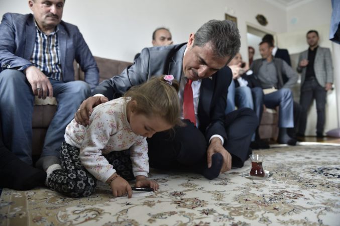 Ankara'nın en başarılı belediye başkanı Murat Köse oldu 17