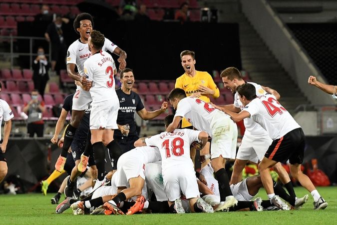 Sevilla 6. kez UEFA Avrupa Ligi şampiyonu 11