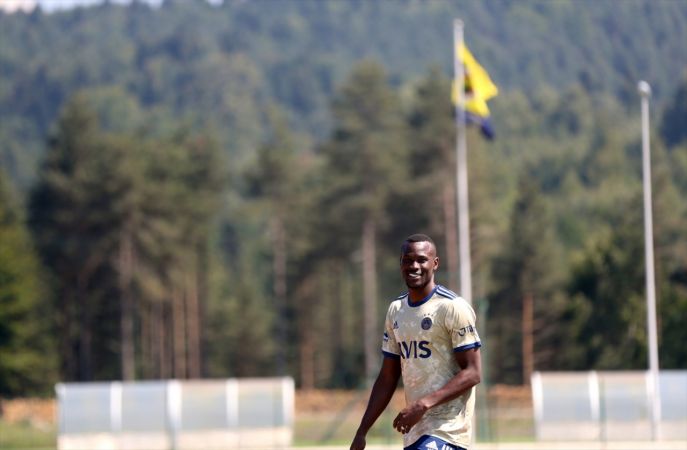 Fenerbahçe'nin yeni transferi Mame Thiam'den Önemli Açıklamalar 19