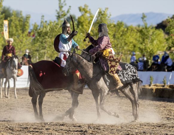 Cumhurbaşkanı Erdoğan, Ahlat'taki etkinlikleri izledi 5