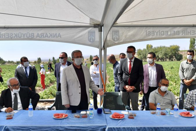 Başkan Yavaş “Sulu Tarım Projesi” için çiftçilerle buluştu - Ankara 1