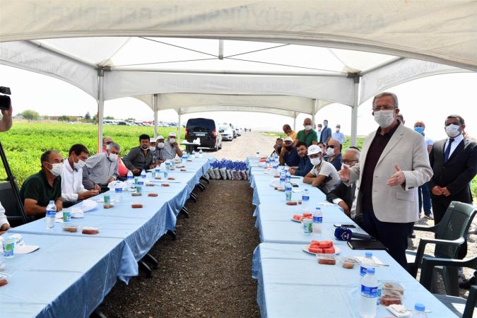 Başkan Yavaş “Sulu Tarım Projesi” için çiftçilerle buluştu - Ankara 7