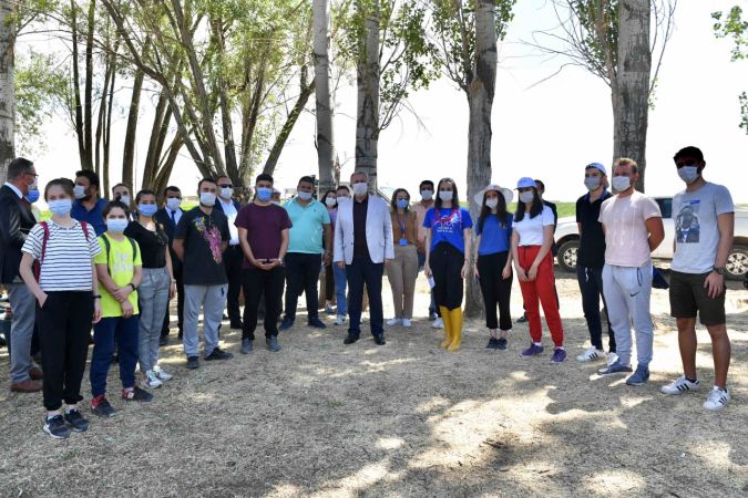 Başkan Yavaş “Sulu Tarım Projesi” için çiftçilerle buluştu - Ankara 5
