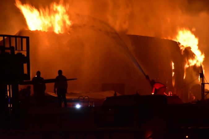 Gaziantep 3. Organize Sanayi Bölgesinde fabrikada yangın çıktı 7
