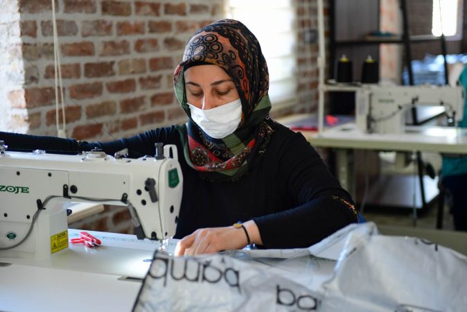 Altındağ İlçesinde kurulan tekstil atölyesi kadınlara iş kapısı oldu 3