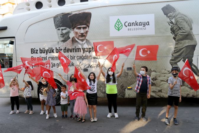 Çankaya’da 30 Ağustos coşkusunu sokaklara taşıdı - Ankara 2
