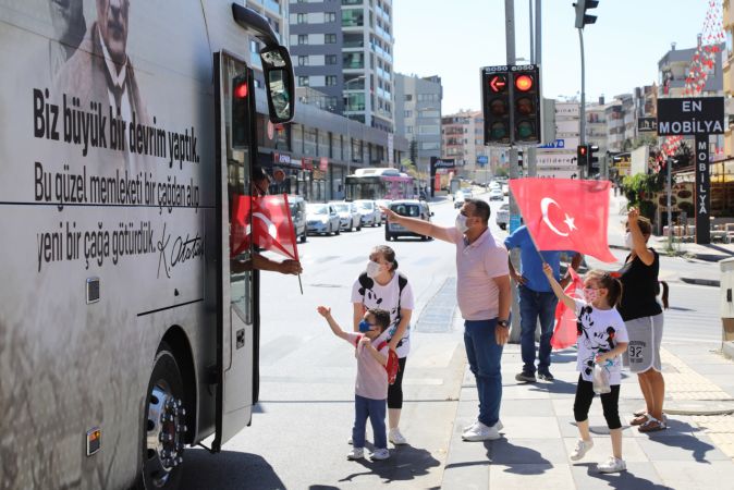Çankaya’da 30 Ağustos coşkusunu sokaklara taşıdı - Ankara 6