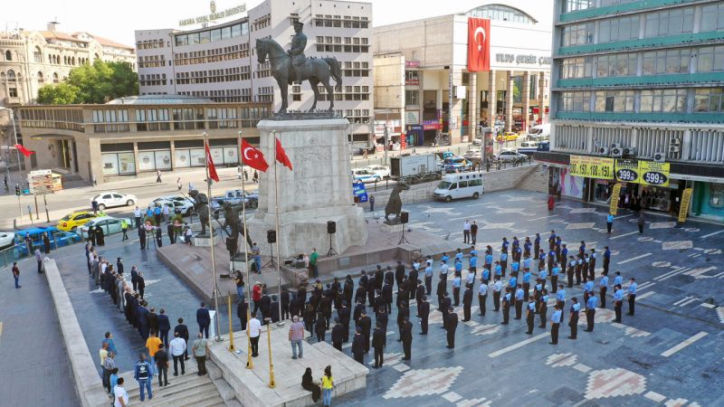 Ankara Zabıtası Ata'nın Huzurunda 2