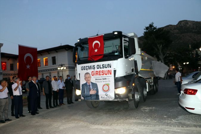 MHP'li Amasya Belediyesi Giresun'a yardım kamyonları gönderdi 2
