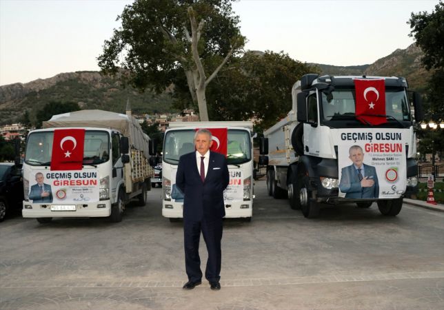MHP'li Amasya Belediyesi Giresun'a yardım kamyonları gönderdi 3