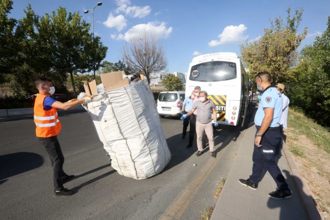 Yenimahalle'de Kağıt Toplayıcılarına Operasyon: 160 araca el koyuldu - Ankara 5
