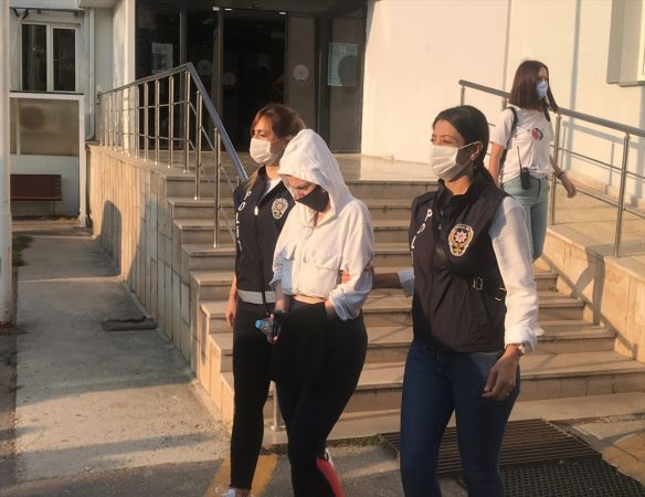 Bursa merkezli 4 ilde fuhuş operasyonu: 15 gözaltı 3