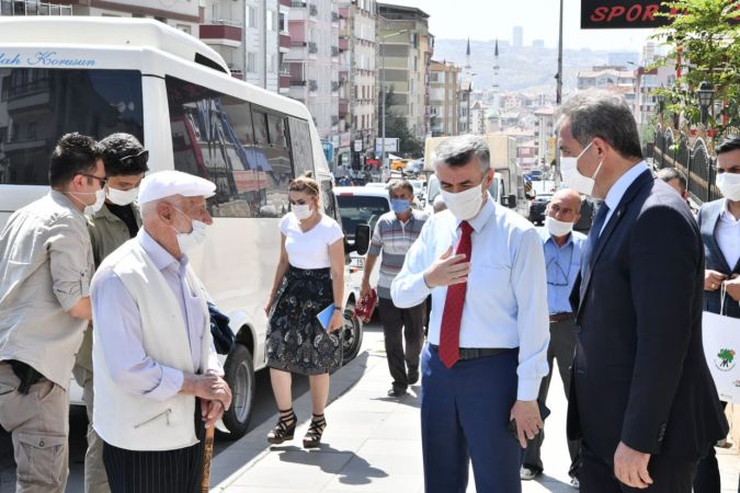 Mamak’ta koronavirüsle mücadele çalışmaları aralıksız devam ediyor - Ankara 7