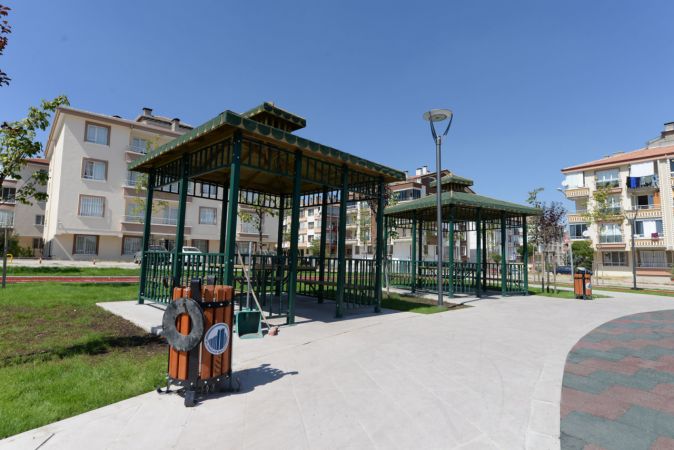 Altındağ Belediyesi, ilçeye yeni parklar kazandırmaya devam ediyor - Ankara 2