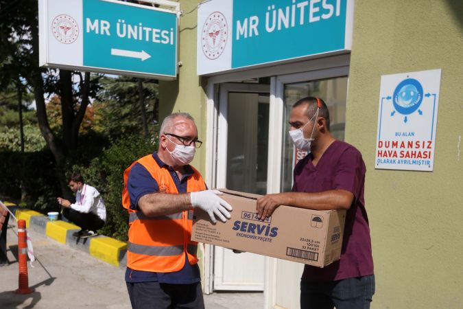 Yenimahalle Belediyesi sağlık çalışanlarına tatlı bir jest yaptı - Ankara 1
