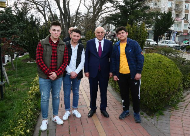 Başkan Altınok’tan öğrencilere karşılıksız burs müjdesi - Ankara 2