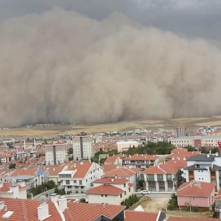 Ankara'da Kum Fırtınası! Koronada Zirveyi Oynarken, Bir de Kum Fırtınası Felaketi Başladı! Sonumuz Geliyor mu? 12