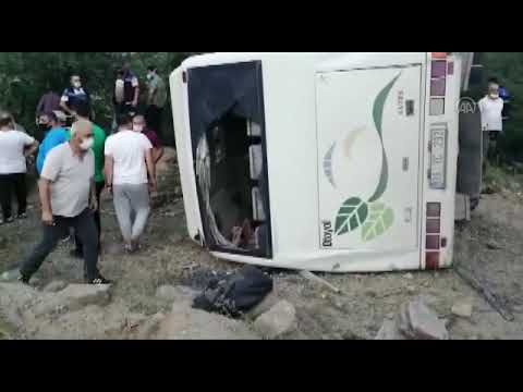 SON DAKİKA: Maden işçilerini taşıyan otobüs devrildi: 1 ölü, 15 yaralı 5