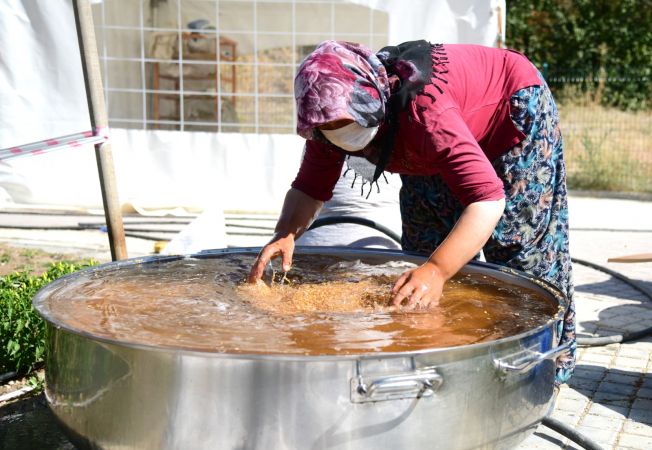Ankara Mamak’ta bulgur kaynatma geleneği sürüyor 6