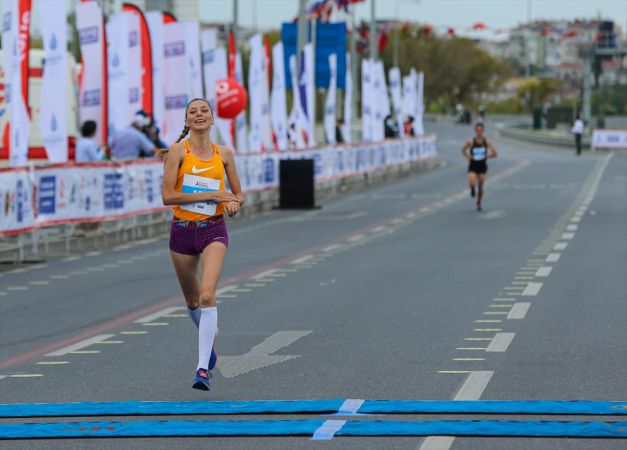 Vodafone İstanbul Yarı Maratonu koşuldu - Foto Galeri 3