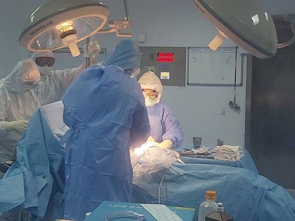 Trabzon'da Kovid-19 tedavisi gören kadın solunum sıkıntısı nedeniyle sezeryanle doğum yaptı 1