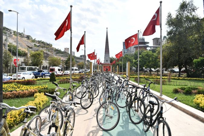 Ankara Mamak’ta pedaller sıfır karbon için çevrildi 6