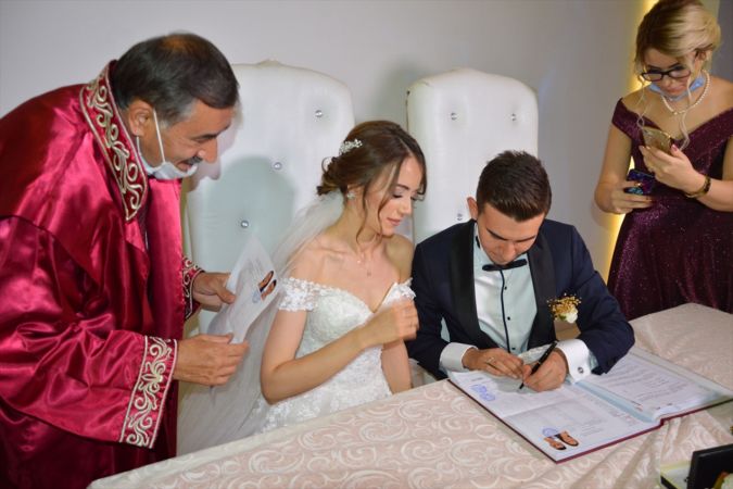 Samsun'da nikah memuru bu kez oğlunun nikahını kıydı 3