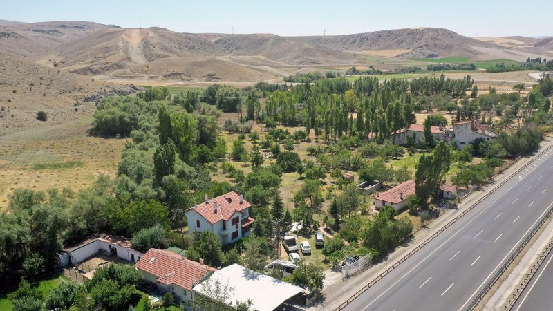 Hayırsever vatandaş, bahçesindeki meyveleri Ankara Büyükşehir Belediyesine bağışladı 13