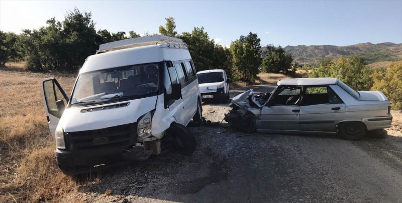 Elazığ'da korkunç kaza: 6 yaralı 1